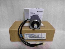 Yaskawa SGM-04A314 AC Servo Motor SGM04A314 New In Box Expedited Ship 1PCS
