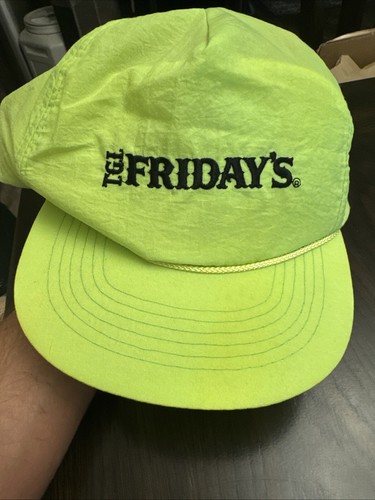 Vintage 1990’s Le Sport TGI Friday’s Restaurant Neon Yellow Snapback Rope Hat
