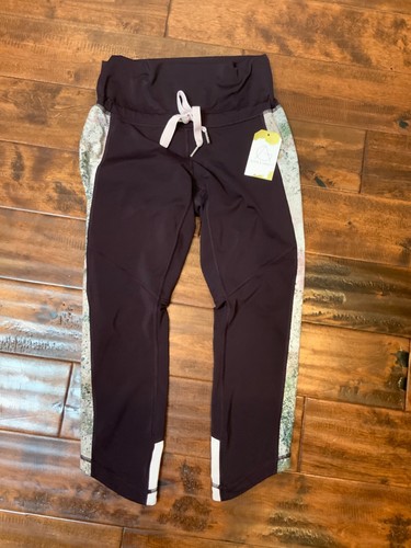 Athletic Leggings By Lululemon In Black & White, Size: 8 main image 1