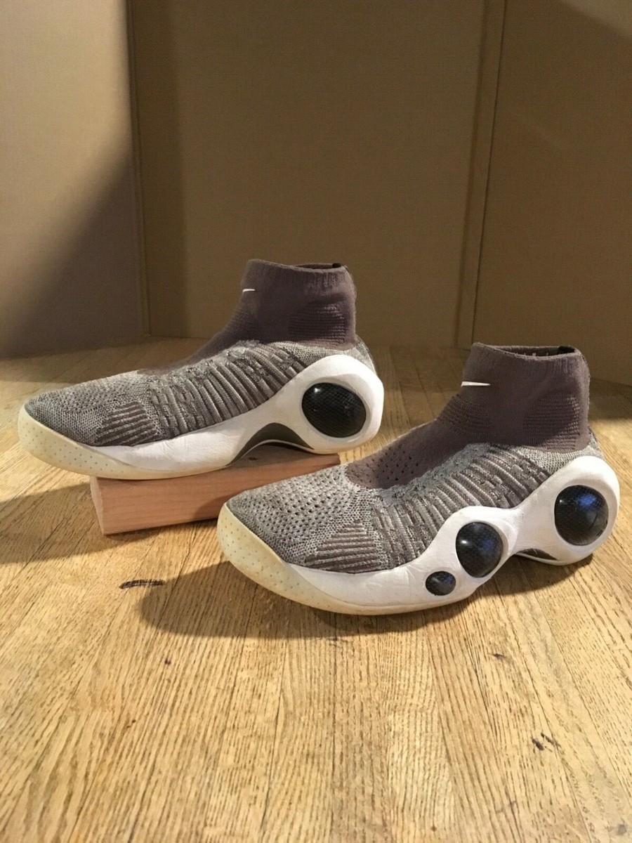 Nike 2017 Flight Bonafide slip on sneakers 918339-201 size 7Y