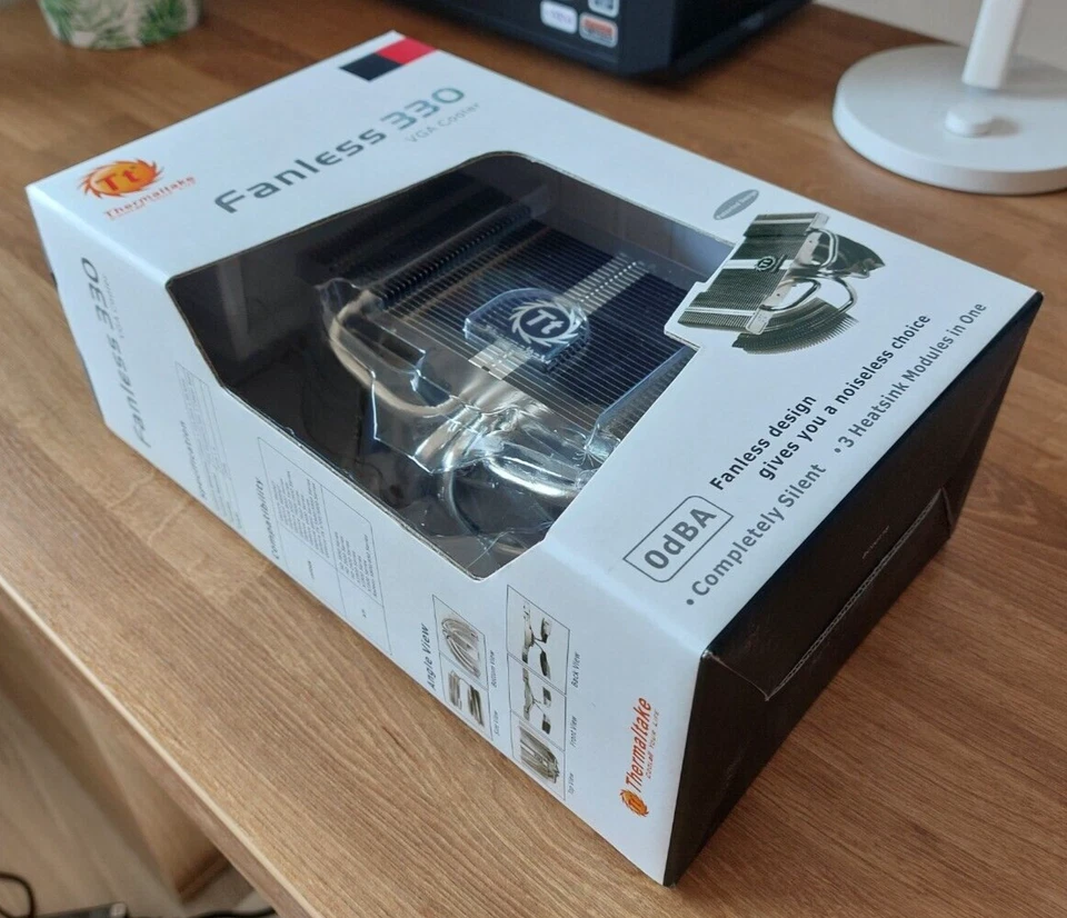 Thermaltake Fanless 330 Universal VGA Cooler Passive - Image 2 of 4
