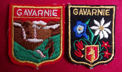lot of two embroidered patches, Gavarnie (size 6 cm x 5cm approx) 33