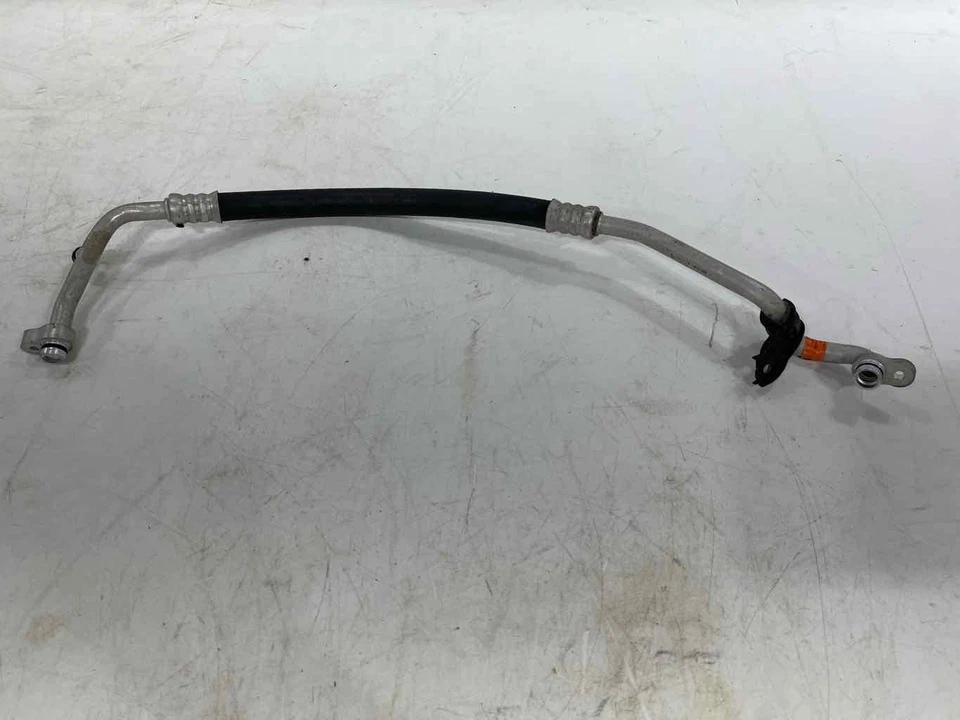 Manguera de succión de aire acondicionado 80312TLCA01 OEM 2,4 L para Honda CRV 2017-2019 Foto 3 de 4