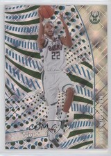 2020-21 Panini Revolution Cosmic 61/100 Khris Middleton #87 u6m