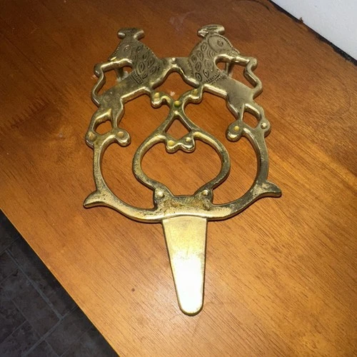 vtg brass royal lion Footed trivet Hot Pad 8.5x5” - product listing photo