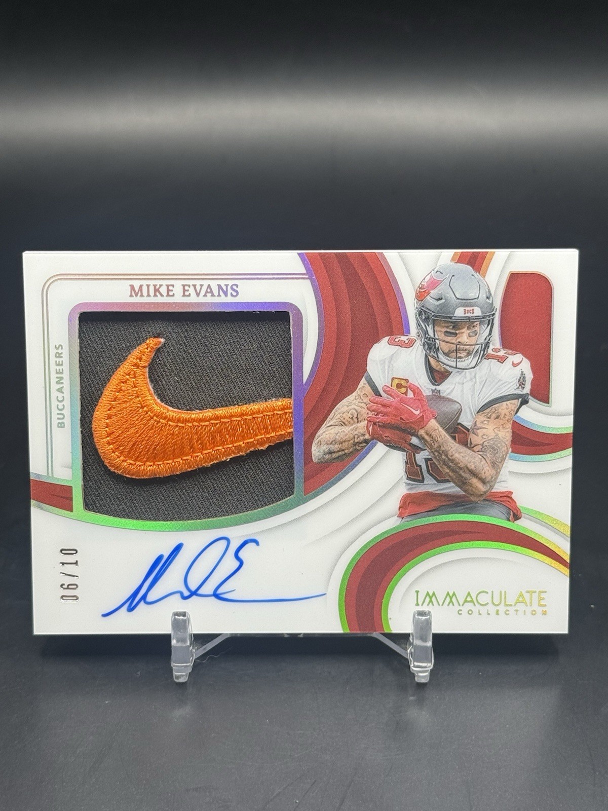 2024 Panini Immaculate MIKE EVANS Premium Nike Swoosh Patch Auto GOLD 6/10 BUCS