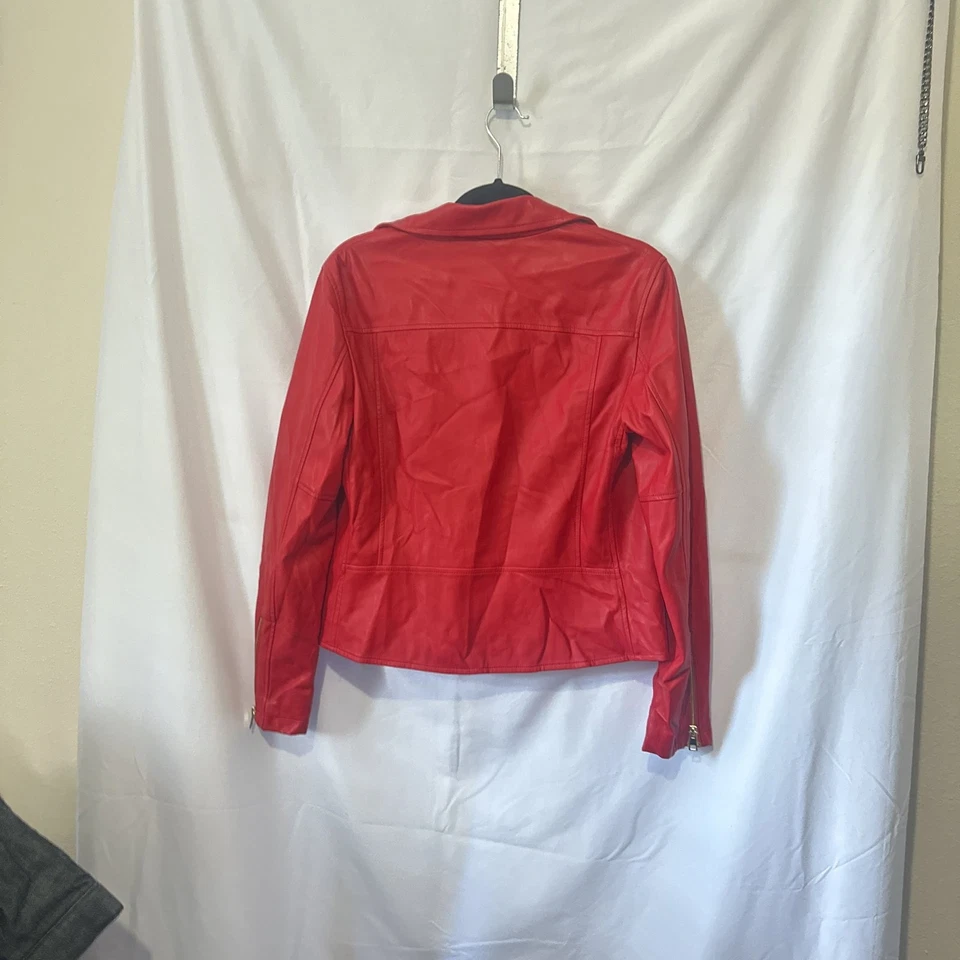 Chaqueta de moto de cuero sintético roja Foto 3 de 3