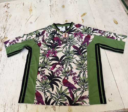   Adidas x FARM Rio Women Green Tropical Bird Print V-Neck Shirt Size Small 