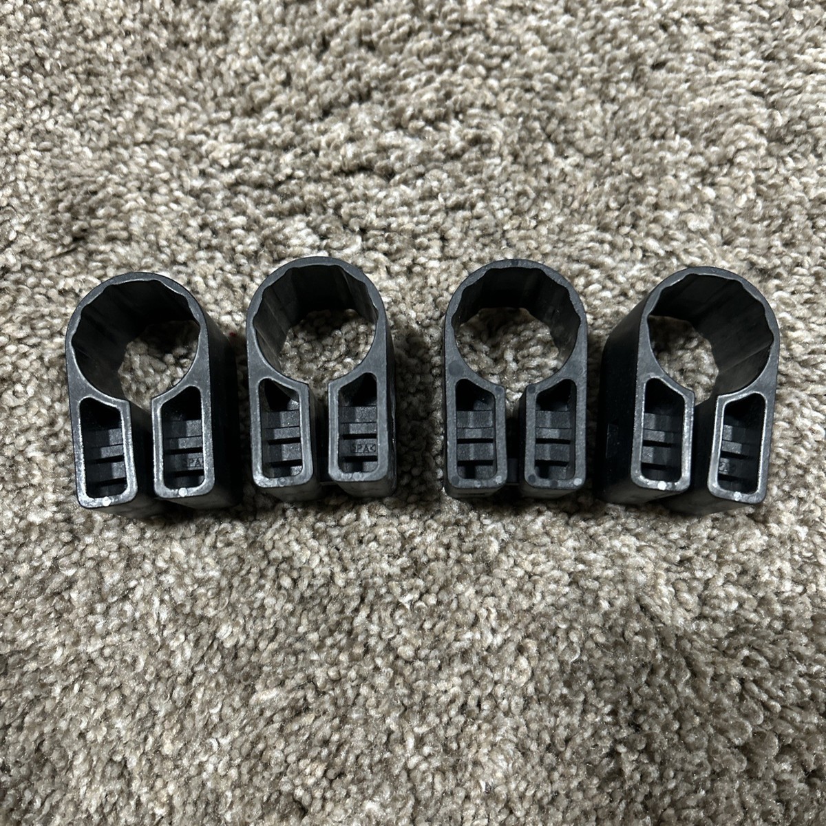 Yakima Mighty Mounts Round Or Square Cross Bar Mounting Hardware