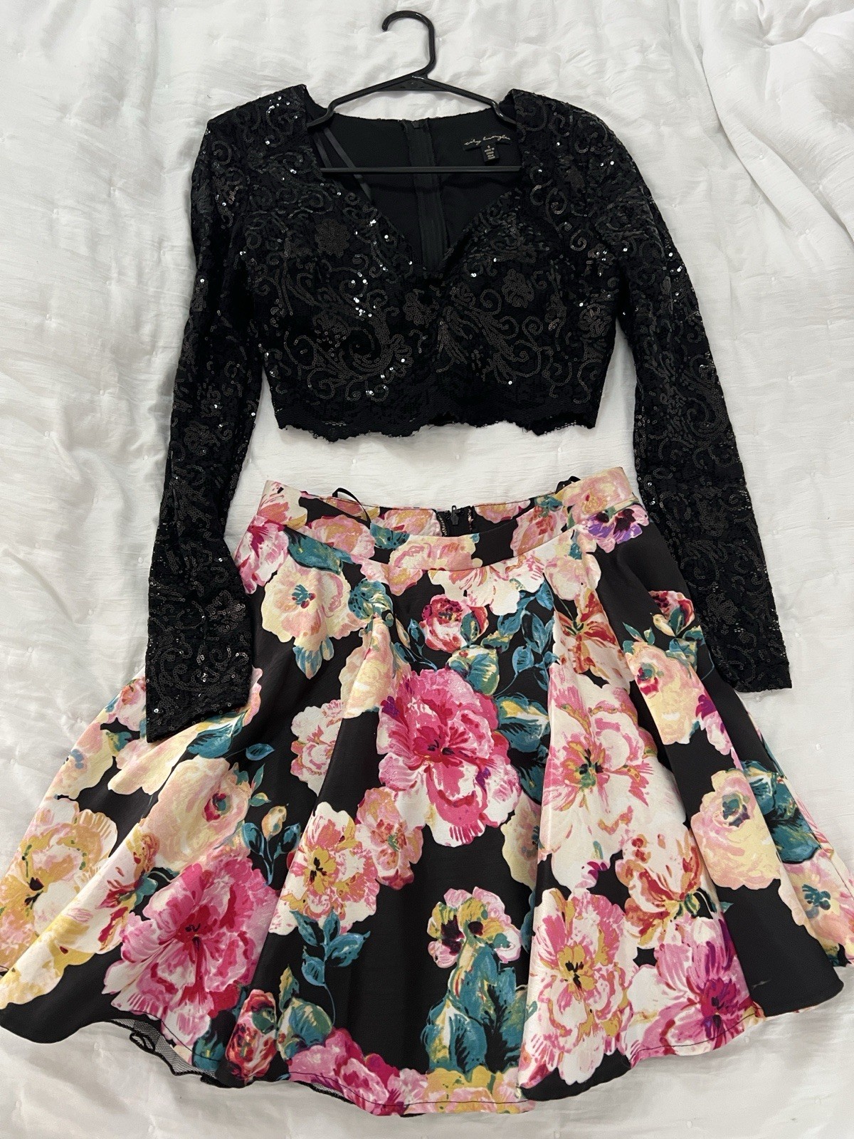 City Triangles Sequin Crop Top & Floral Skirt Set Juniors Size 5 Lace Party