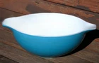 New ListingPyrex #444 Milk Glass Blue Horizon Cinderella 4 Quart Mixing Bowl