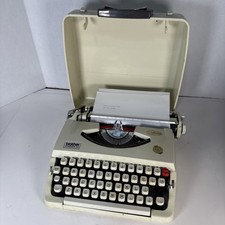 Vintage Brother Charger 33 Manual Typewriter Creme With Hard Case thumbnail