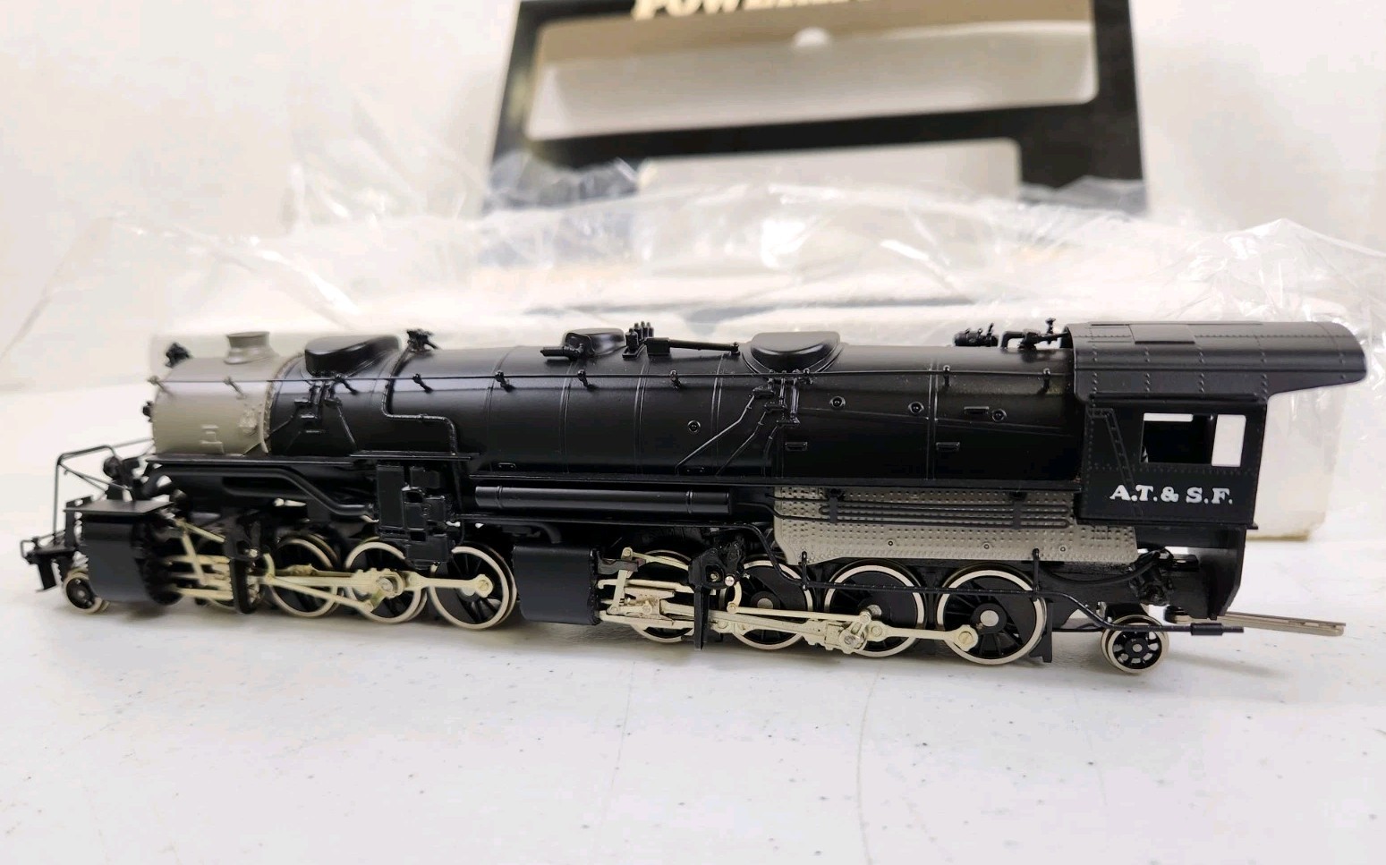 Picture 4 of 21