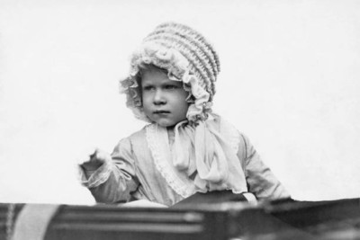 Young Princess Elizabeth later reign as Queen Elizabeth II 1928 4x6 PHOTO