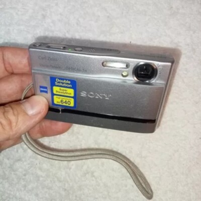 Sony Cyber-shot DSC-T9 6.0MP CCD Vintage Digital Camera 100