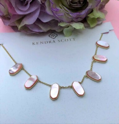 Kendra Scott MEADOW Peach Mother of Pearl Gold Plated Necklace