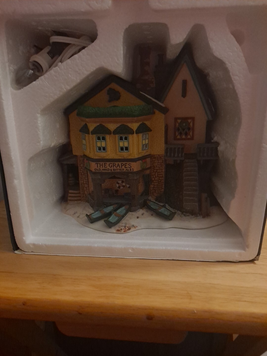 Picture 1 of 6