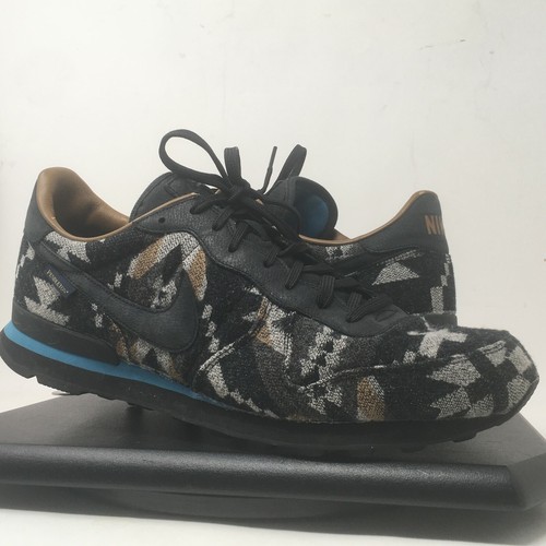 nike internationalist pendleton