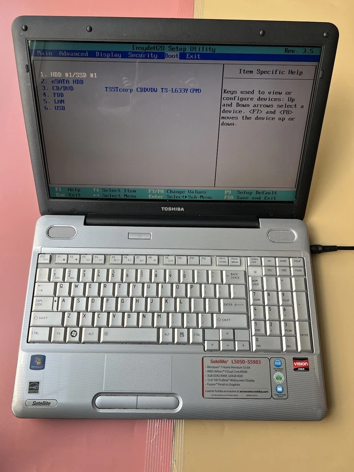 Toshiba Satellite L505D-S5983 AMD DUAL-CORE @ 2.0GHz 1GB RAM 0GB HDD PARTS - Image 4 of 4