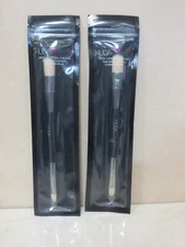 (2) HUDA BEAUTY FACE CONCEAL & BLEND COMPLEXION DUAL ENDED CONCEALING BRUSH