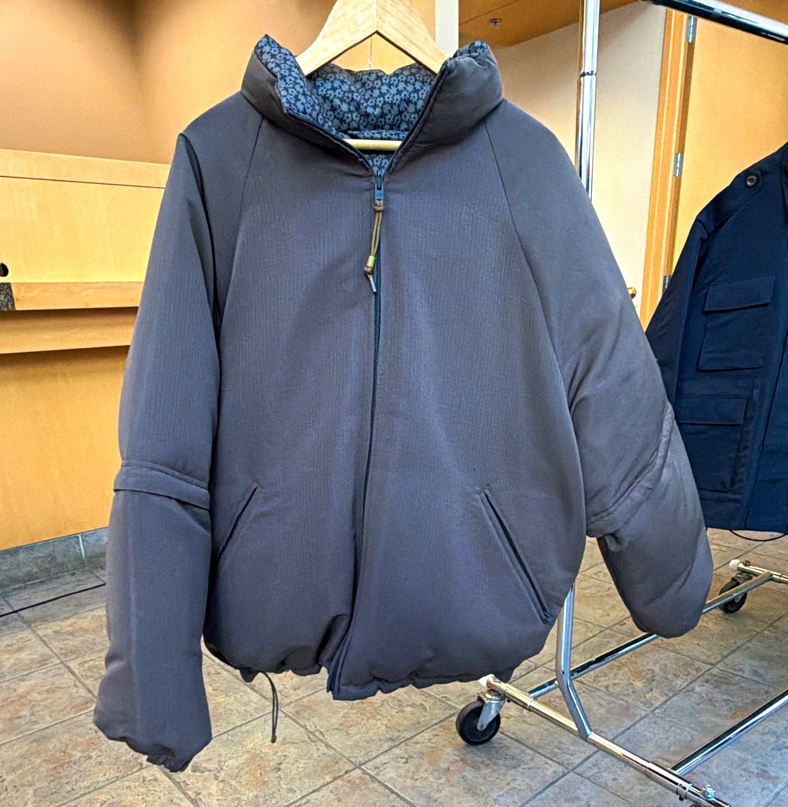 Acne Studios Men's Gray Full Zip Insulated Puffer Jacket Reversible 46 - product detail image 1