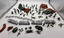 MARX 4756 Battleground Play Set Vehicles Armies Bunkers Flag Poles 68 Pcs Toys