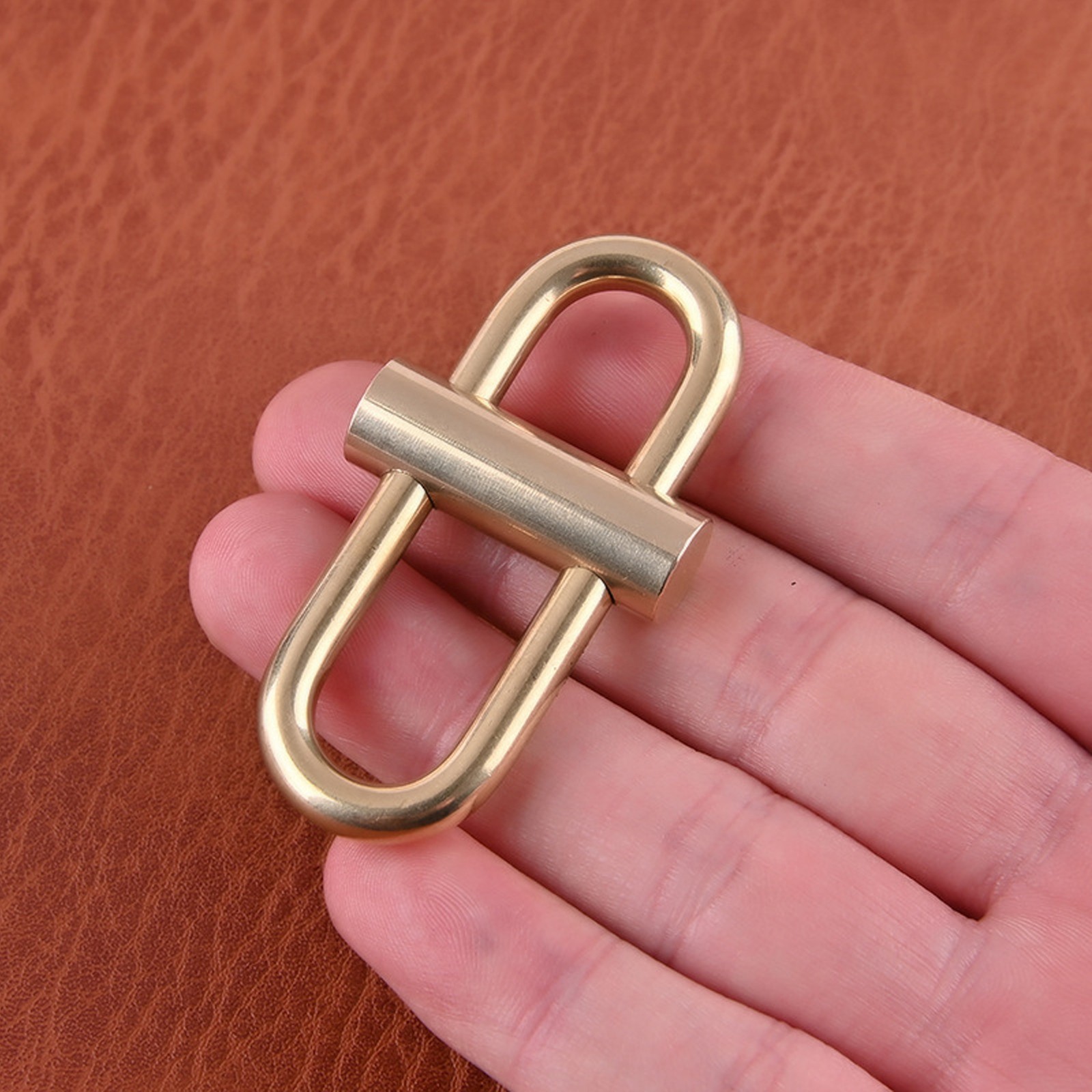 HOT Brass Lock Keychain Smal Ovalide Locking Snap Lock Clip Buckle Carabiner BA