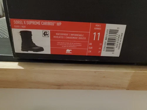 Bottes Sorel Caribou Supreme noires taille 11