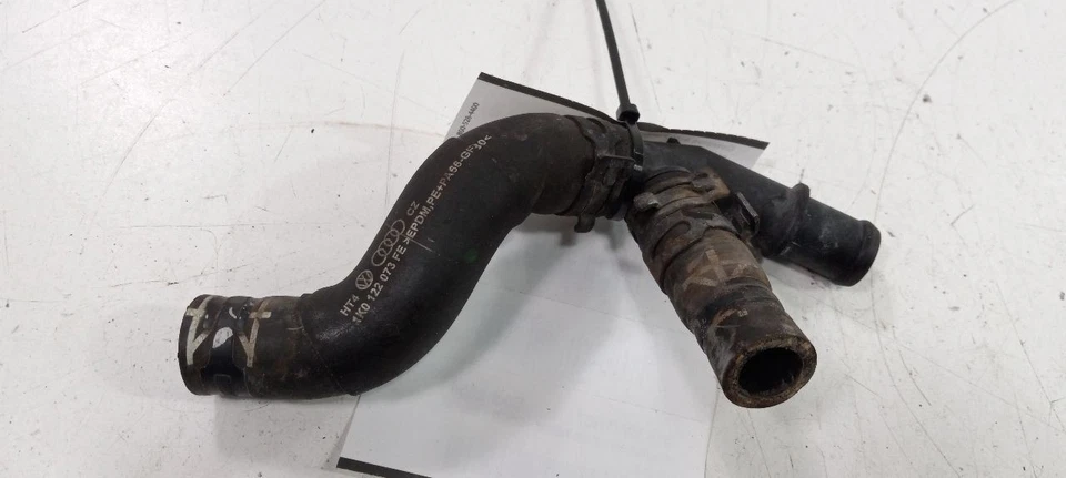 Volkswagen Rabbit Radiator Hose Neck 2006 2007 2008 2009 - Image 3 of 4