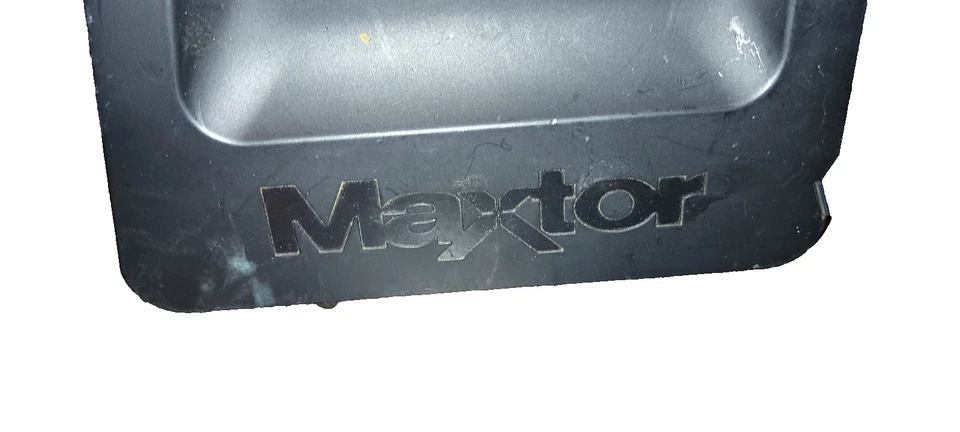 Maxtor One Touch 4 External Hard Drive, 1TB USB (1000GB) - Image 2 of 4