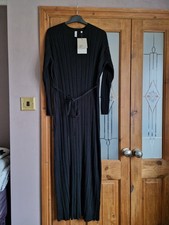 BNWT AND/OR Austin Rib Knit Dress Black Size Medium