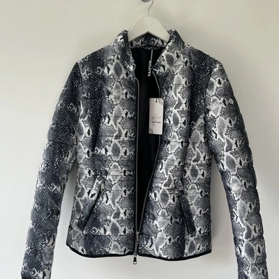 Taifun Animal Print Puffer Jacket Short Size UK 12 Long Sleeved Black Grey - Image 1 of 4