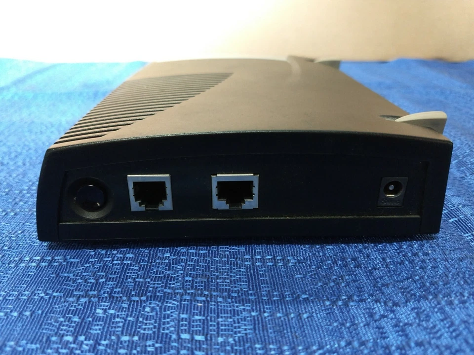 Efficient Networks SpeedStream 5260 DSL Modem - Image 2 of 4