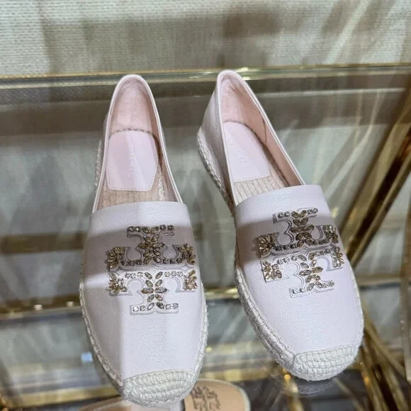 セール【TORY BURCH 】キラキラがまぶしい♪ESPADRILLE ★華やか Tory Burch Women's Embellished Espadrille Suede Leather Shoe