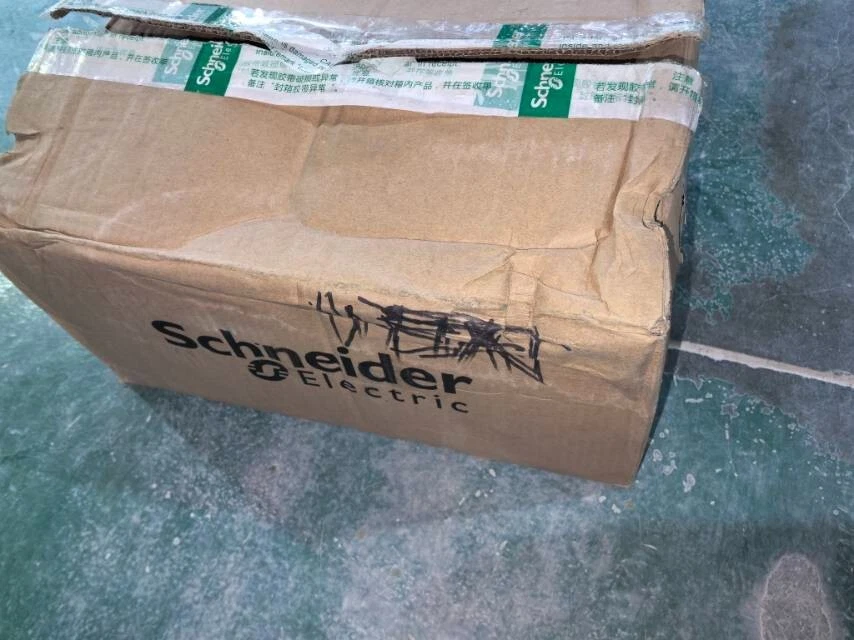 Nuevo interruptor de transferencia automática de doble alimentación Schneider WATSNB80/4 80A 400V AC 50Hz Foto 3 de 3