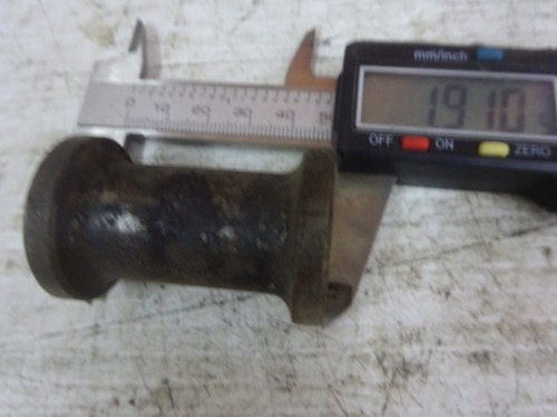 Vintage Harley K & Ironhead Sportster Choice of Used OEM 41600-55 AXLE Spacer - Picture 7 of 11