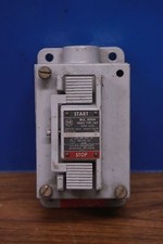 Allen Bradley Pushbutton Station 800H-2HA7 800H2HA7 STOP  START Ser M 3/4" NPT