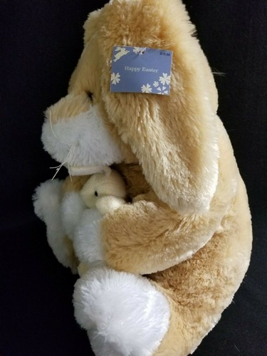 16" Brown & White Plush Stuffed Easter Decoration Bunny Rabbit Holding Baby Tags - Picture 4 of 7