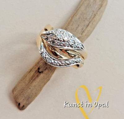 585 Gold Ring Schlange Schlangenmotiv wunderschön mit Diamanten RG 53