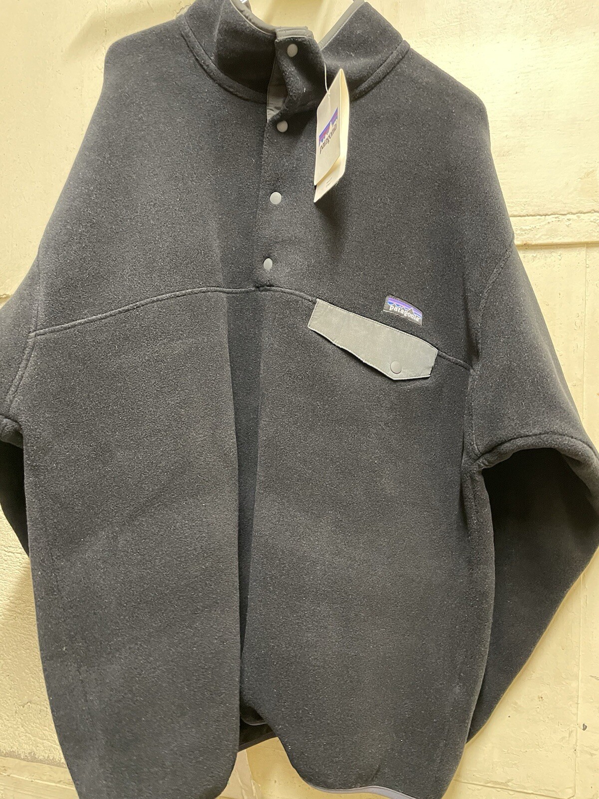 NEW Discontinued Heavyweight Version 10.3oz Patagonia Synchilla Black Forge Grey image 2