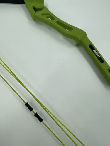 Bear Apprentice Youth Compound Bow - Picture 8 of 11