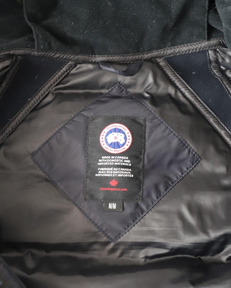 Pre Loved Canada Goose Quilted Black Nylon Jacket Jackets Size M eBay