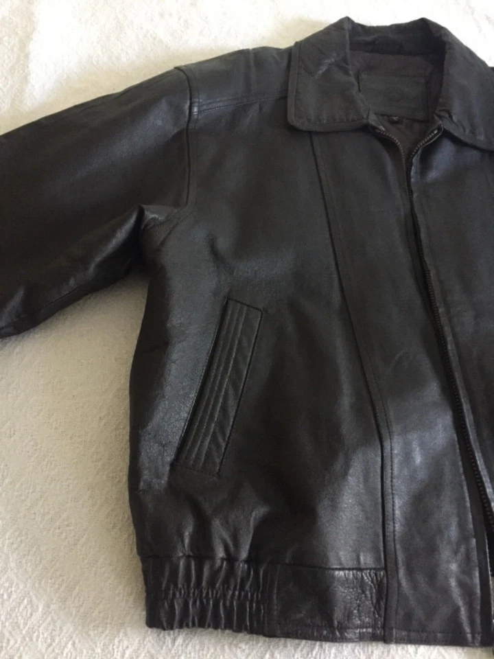 Chaqueta Bomber Flight Marrón Cuero Expresiones Contemporánea Para Hombre Talla Grande Foto 4 de 4