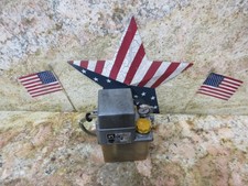 MORI SEIKI SL-25 SHOWA LCB4 6229 LUBE TANK LUBRICATION LUBRICATOR SYSTEM PUMP