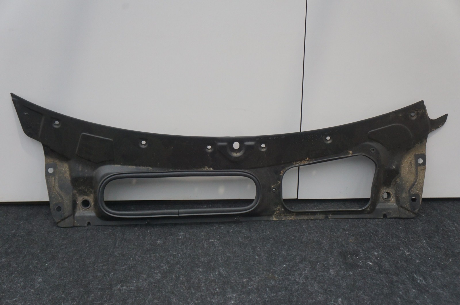 Front Windshield Windscreen Cowl Trim Panel OEM 65544100 Ferrari 360 2001 430