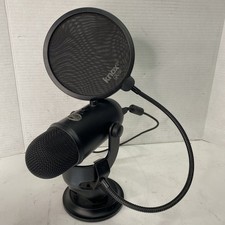 Blue Yeti USB Microphone 888-000322 Black w/ USB Cable