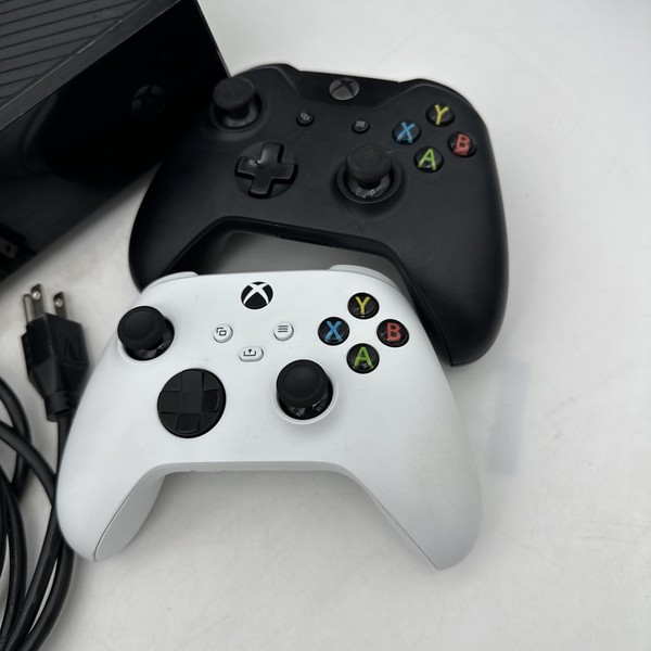 Xbox One 1540 Consola MEGA PAQUETE 2 Controles y 9 Juegos... EUC 3