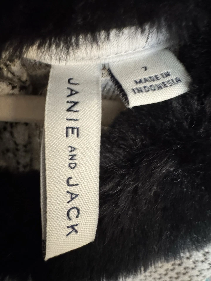 Janie and Jack Holiday Dress Size 7 Geo Faux Fur Collared Black & White Tweed - Image 3 of 4