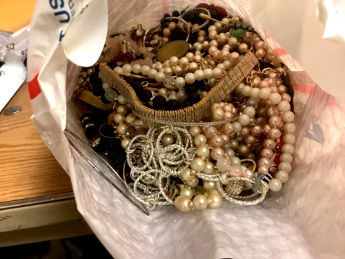 5 +Pounds Mystery Jewelry Lot Vintage Costume Modern Wearable Craft Junk