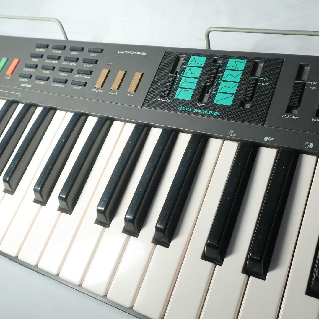 Yamaha PSR-21 49-Key Keyboard Synth Retro LOFI Sound Tested